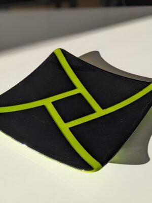 Tilted Cross Plate